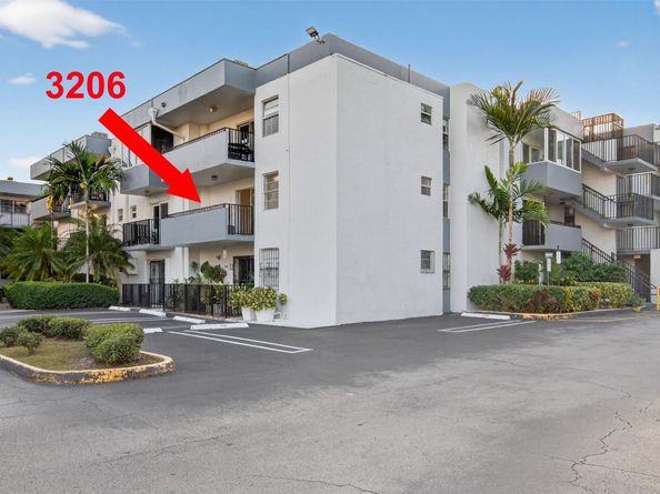 2465 SW 18th Ave 3206, Miami FL 33145