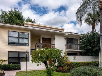 6864 Willow Wood Drive