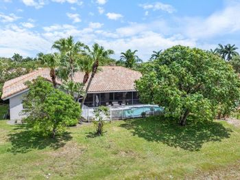 11241 Island Lakes Lane