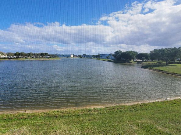 35 Somerset B, West Palm Beach FL 33417