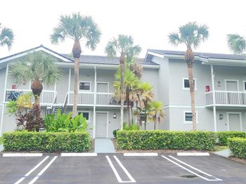 11863 Wimbledon Circle