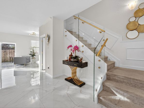 4668 NW 120th Way, Coral Springs FL 33076