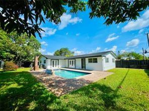1478 NE 56th St, Fort Lauderdale FL 33334
