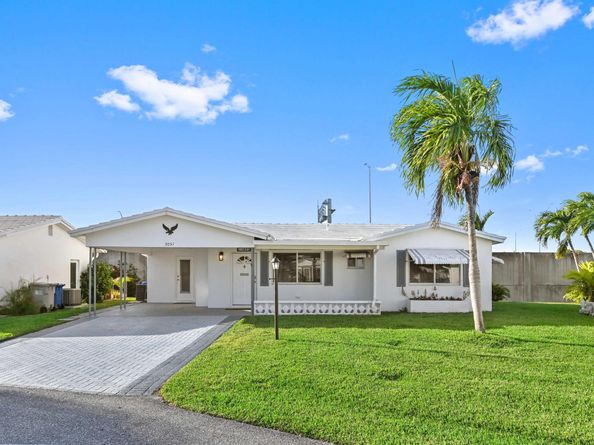 3051 NW 2nd Avenue, Pompano Beach FL 33064