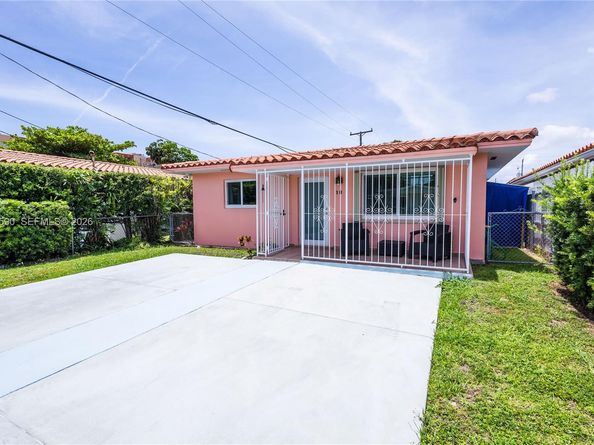 10 NW 60th Court, Miami FL 33126