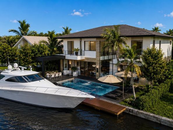 1641 SE 7th Street, Deerfield Beach FL 33441