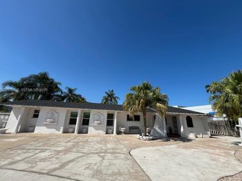 2525 SW 107th Court