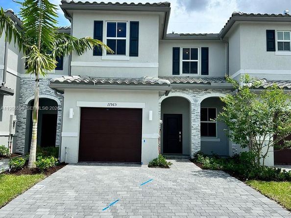 11965 NW 47th Manor, Coral Springs FL 33076