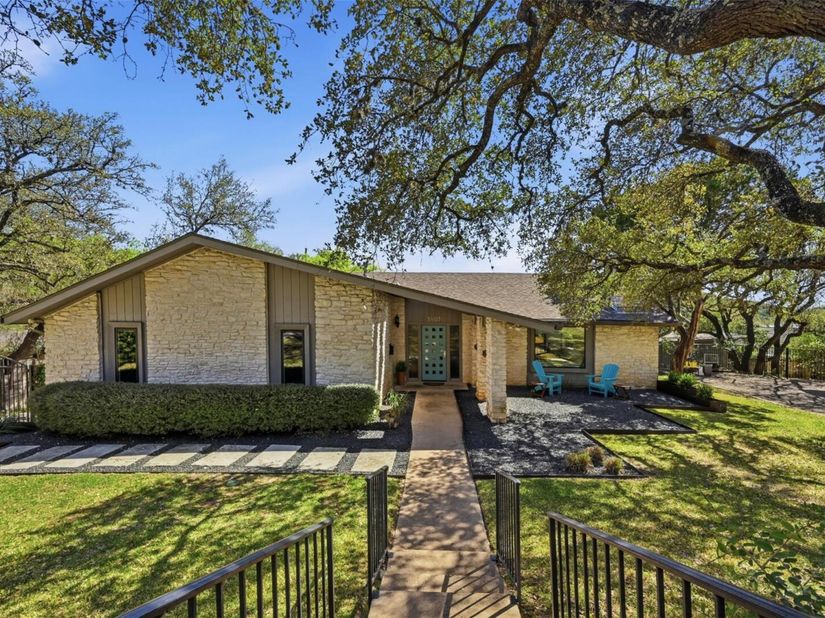 3907 Cresthill DR, Austin TX 78731