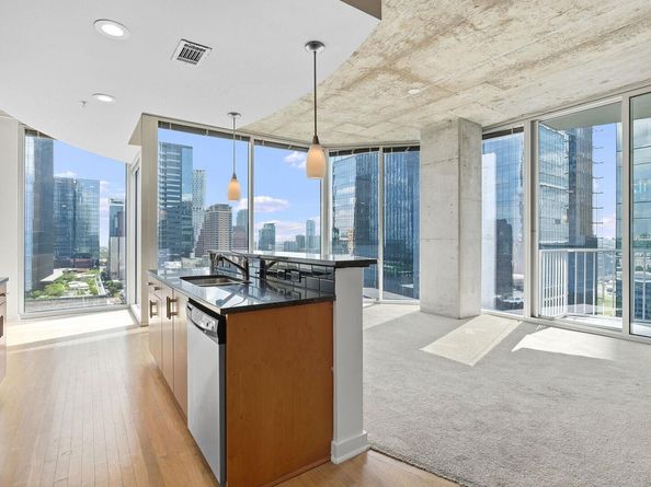 360 Nueces ST 2401, Austin TX 78701