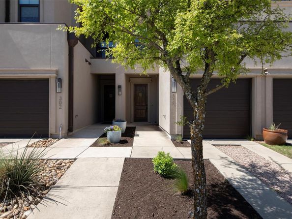 8200 Southwest PKWY 321, Austin TX 78735