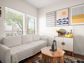 3000 Guadalupe ST