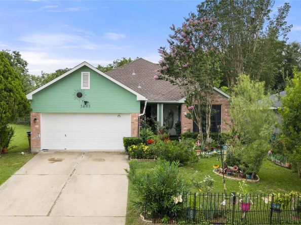 5403 Lark Creek Dr, Austin TX 78744