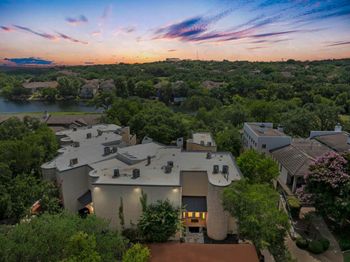 1 Crystal Springs Court CT