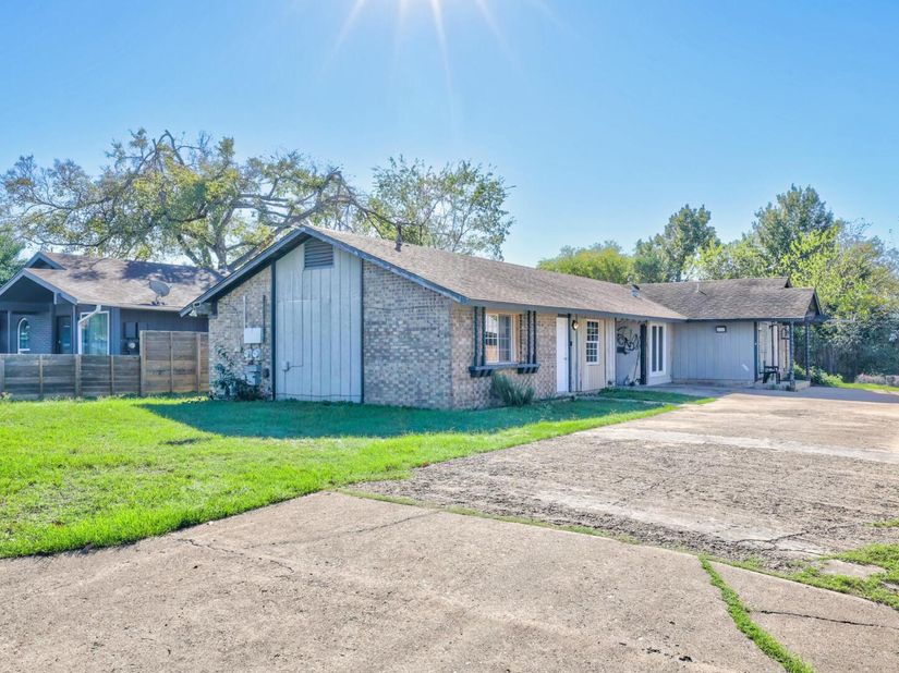 205 Liverpool DR, Austin TX 78745