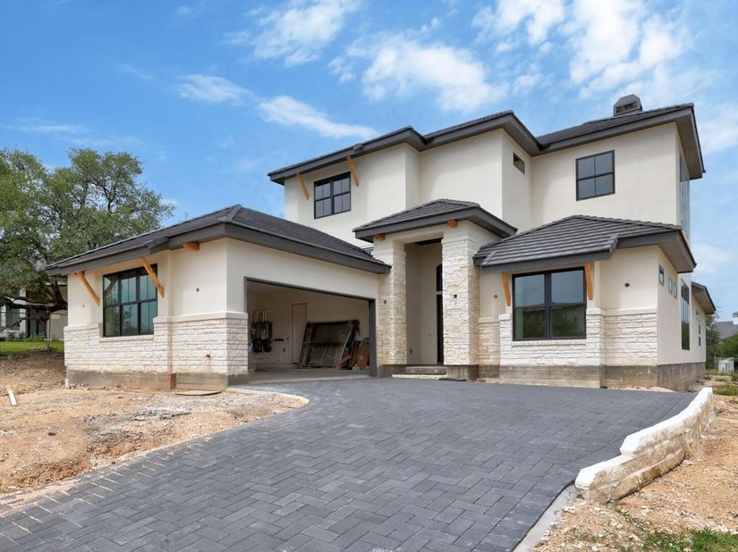 903 Flint Ridge TRL, Georgetown TX 78628