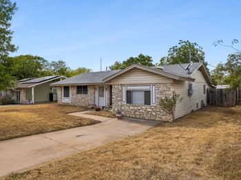 6904 Miranda DR