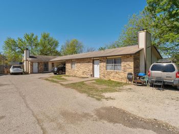 413 Thelma DR