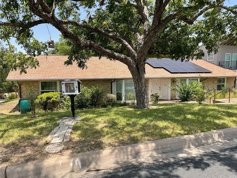 1706 Windoak DR, Austin TX 78741