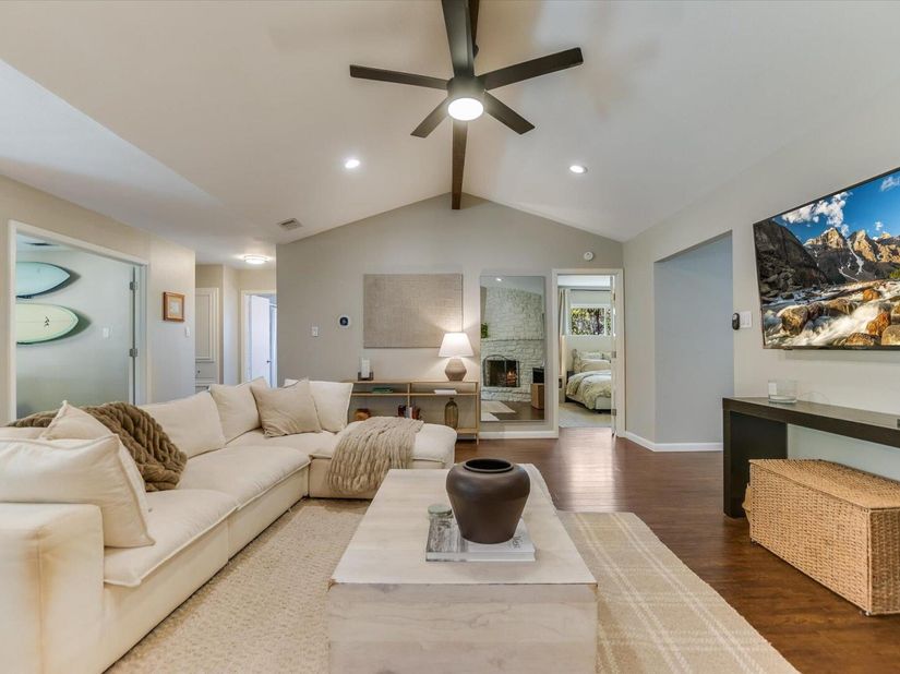 6920 Scenic Brook DR, Austin TX 78736