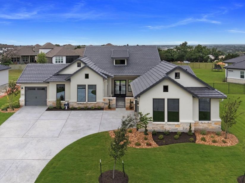 121 La Ventana DR, Liberty Hill TX 78642