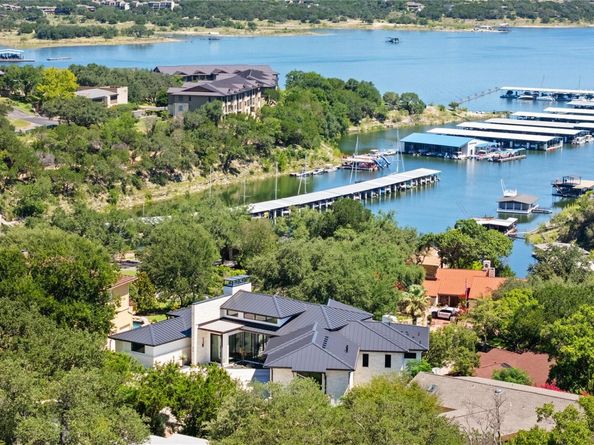 806 Sunfish ST, Lakeway TX 78734