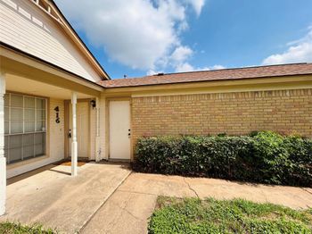 416 Greenlawn BLVD
