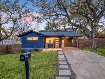 3015 Burning Oak DR
