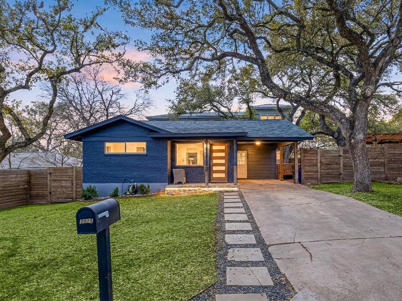 3015 Burning Oak DR 2, Austin TX 78704
