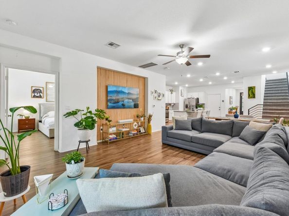 10219 Buster DR, Austin TX 78748