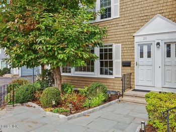 102 Valley Road