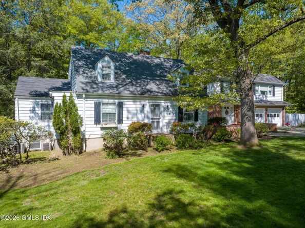 16 Vineyard Lane, Greenwich CT 06831