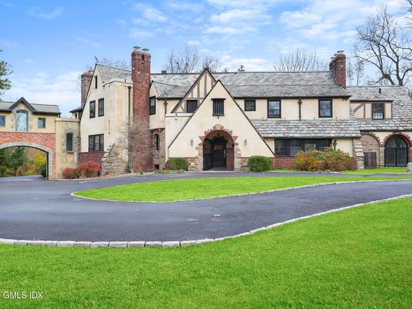 21 Calhoun Drive, Greenwich CT 06831