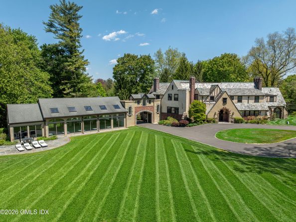 21 Calhoun Drive, Greenwich CT 06831
