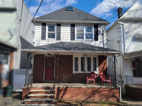 39 W 40th St, Bayonne NJ 07002