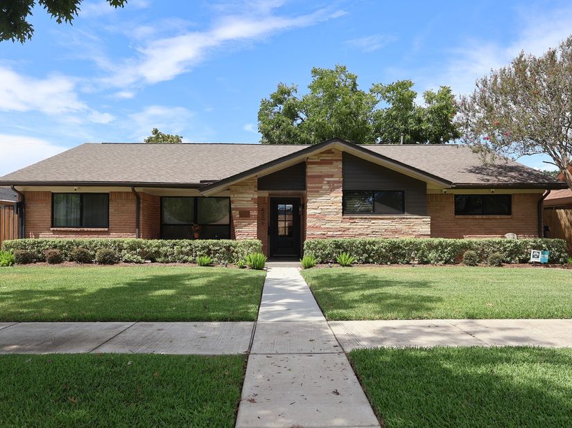 4006 Mischire Drive, Houston TX 77025