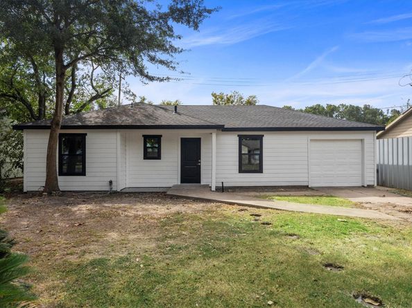 6162 Beldart Street, Houston TX 77033