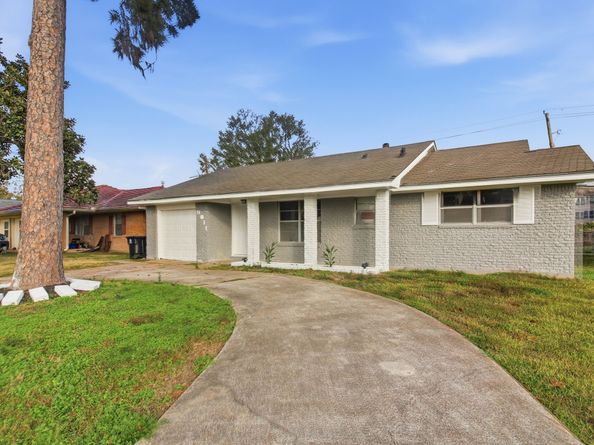 9011 Parkette, Houston TX 77078