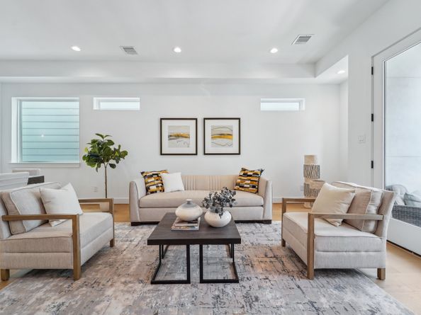 1403 W 21st St B, Houston TX 77008