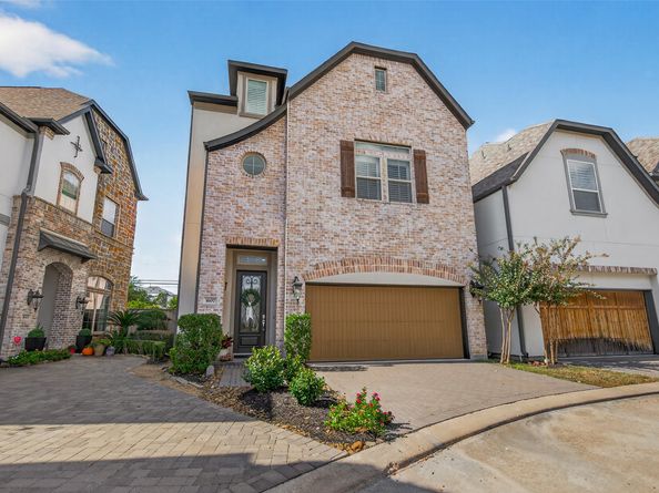 1607 W Rose Terrace Lane, Houston TX 77055