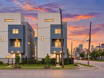 1614 Bastrop Street