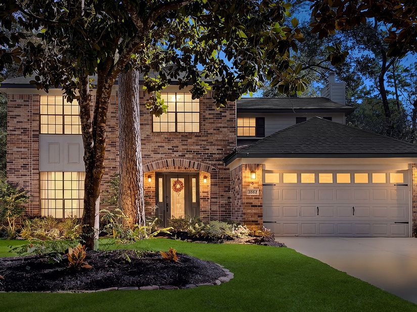 9 Silver Elm Place, The Woodlands TX 77381