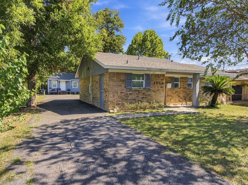 3914 Kress Street, Houston TX 77026