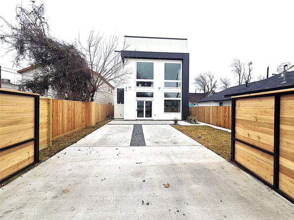 00 Collier Street, Houston TX 77023