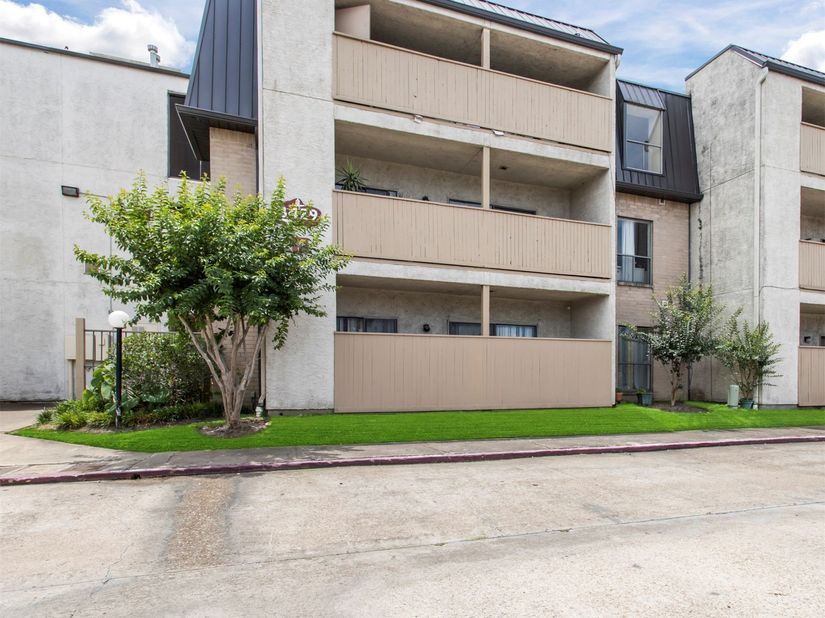 8429 Hearth Drive 3, Houston TX 77054
