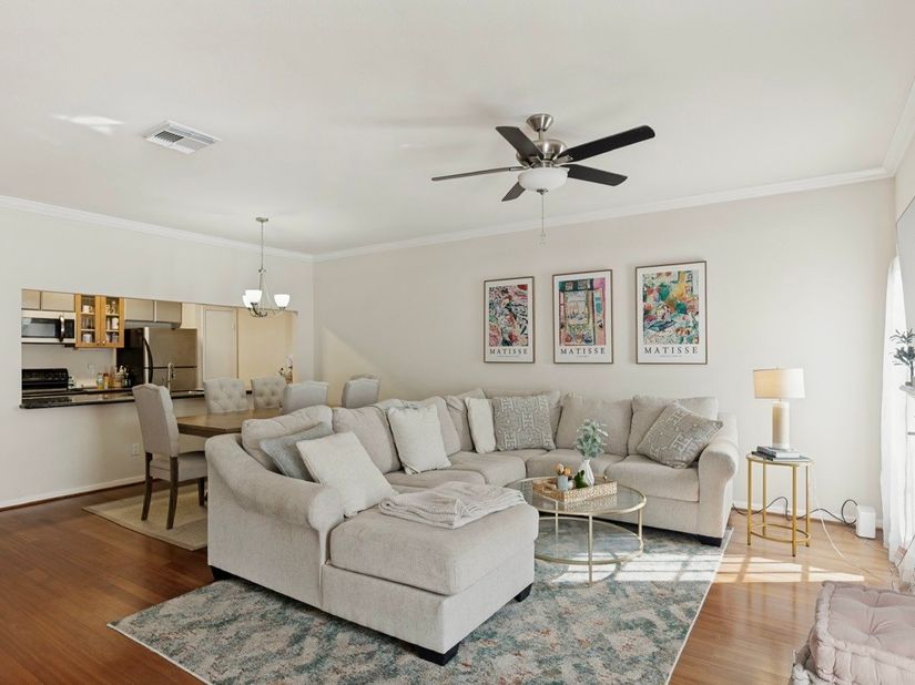 3148 Holly Hall Street 3148, Houston TX 77054