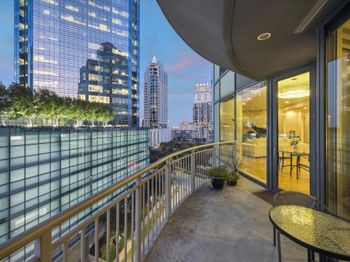 1600 Post Oak Boulevard