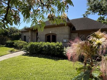 11527 Cedar Creek Drive