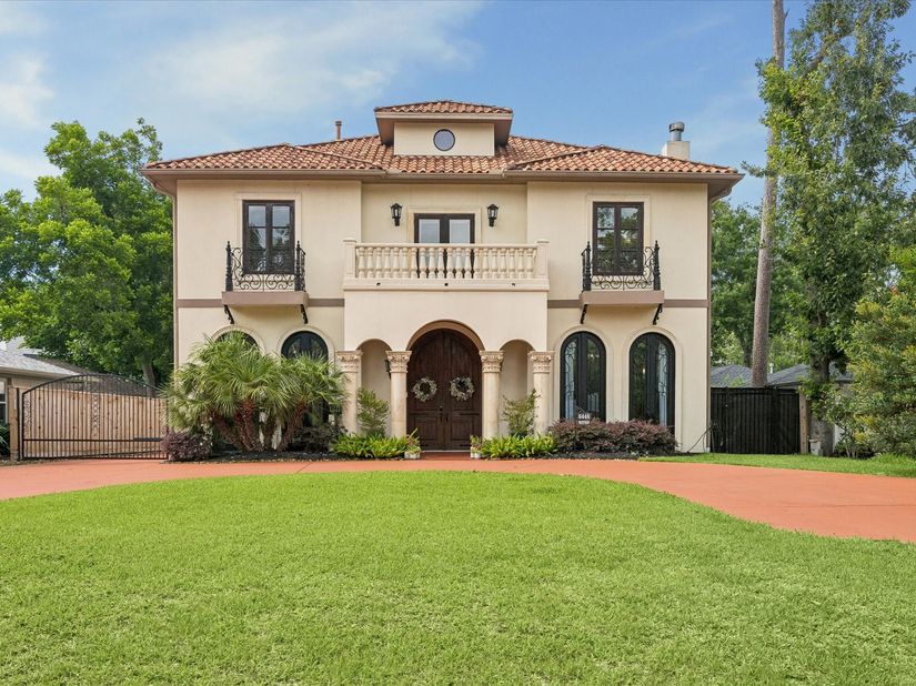 8448 Westview Drive, Houston TX 77055