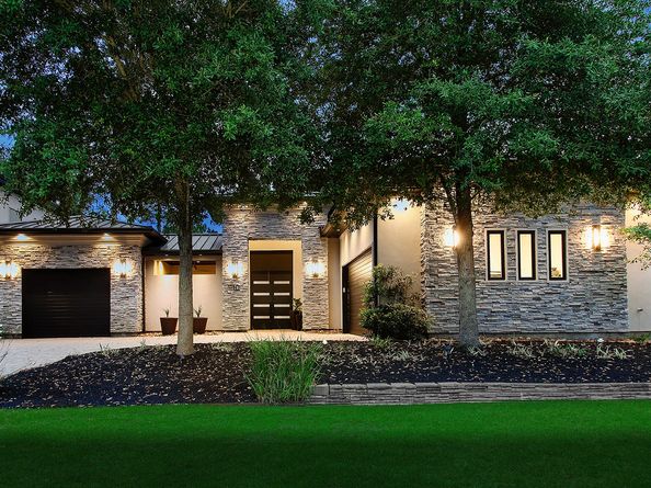 10 Kingscote Way, The Woodlands TX 77382